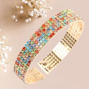 Colorful Crystal Bracelet, NEW✔️